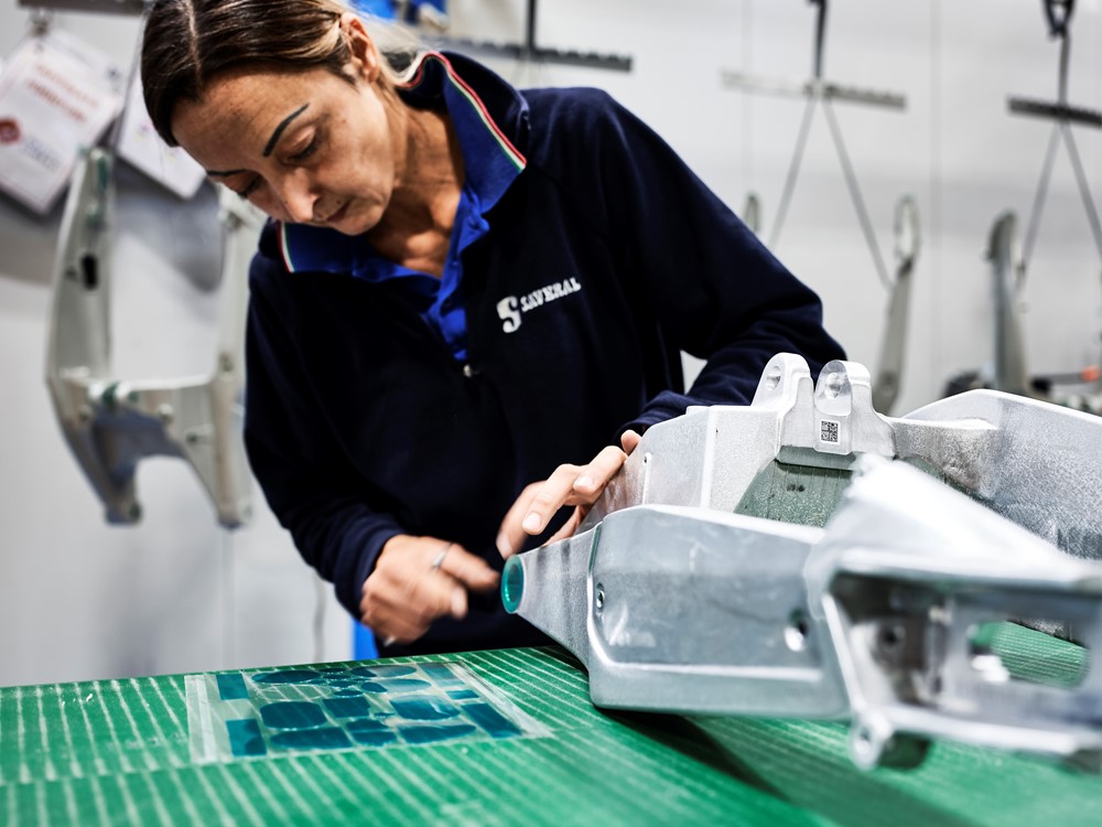 pre-verniciatura-mascheratura_01